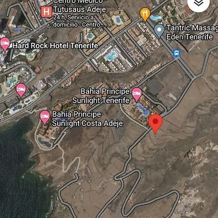 Canary For Drive, Near To Tfs Mercedes Mb130 Bateau-hôtel