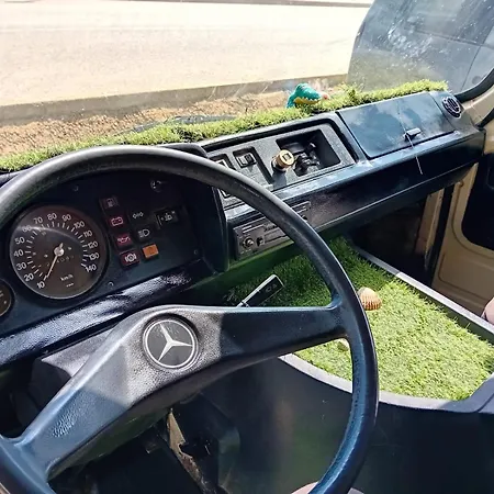 Canary For Drive, Near To Tfs Mercedes Mb *